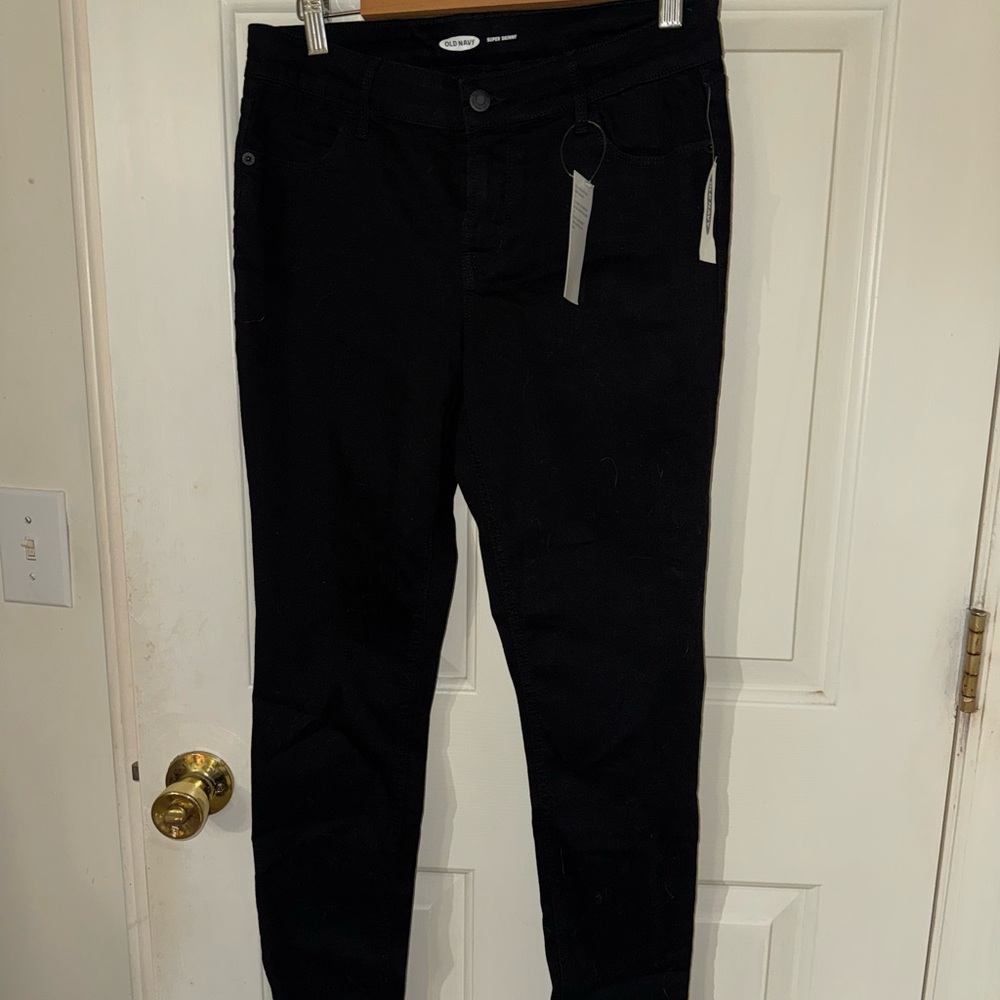 NEW WITH TAGS!!! Old Navy Women's Dark Jeans size 6